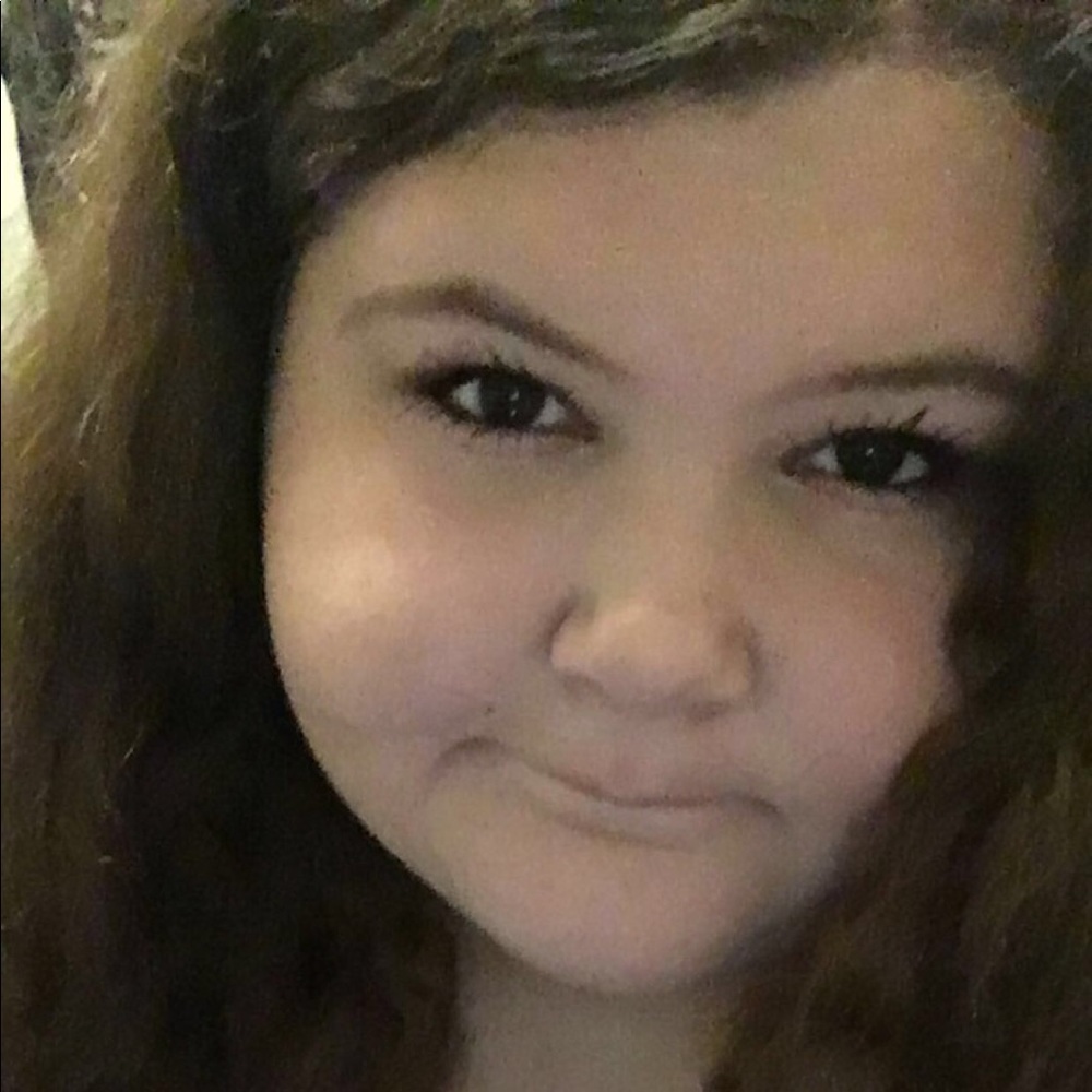 Meet your Posher, Shelby